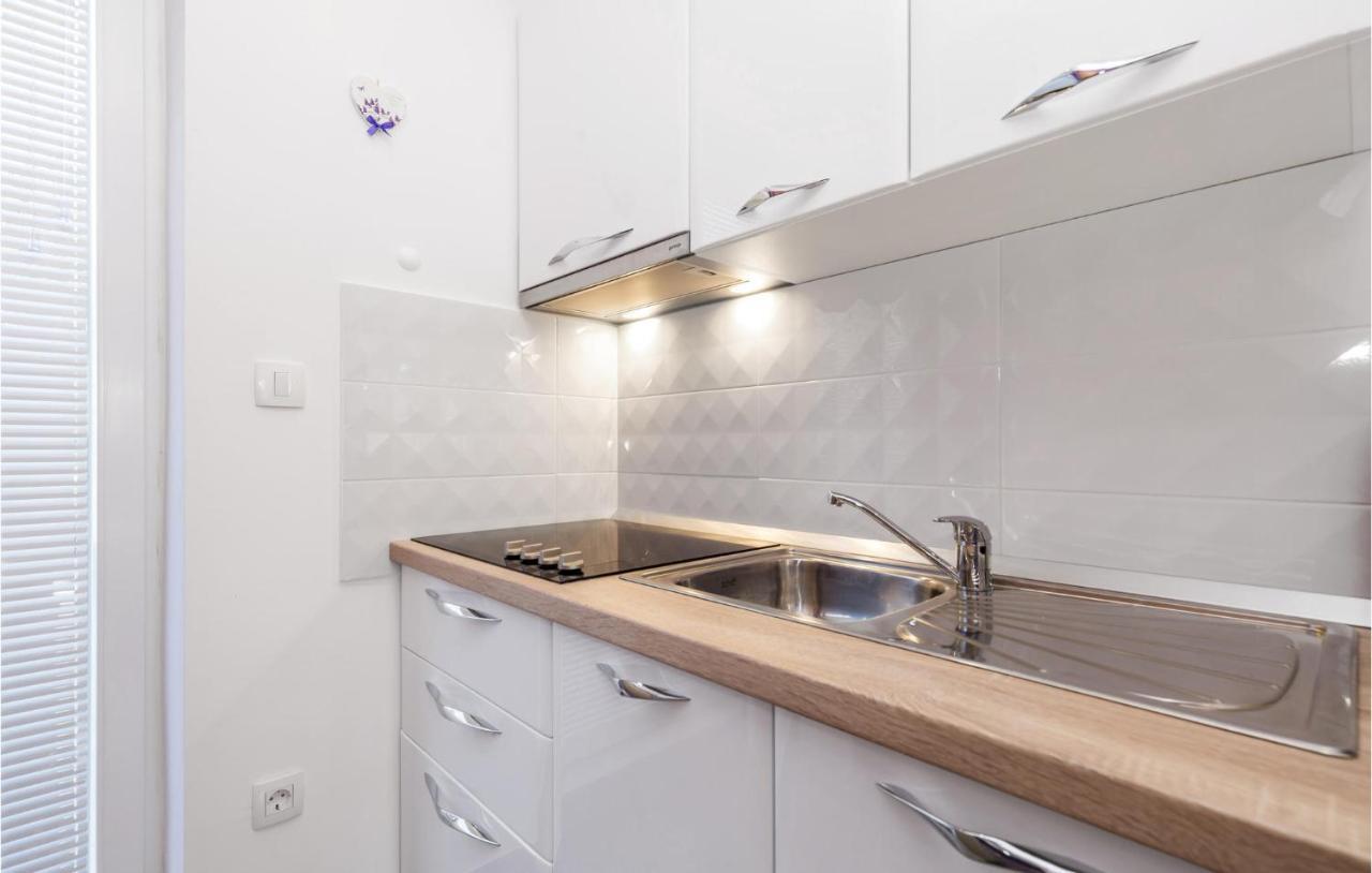 Nice Apartment In Rukavac With Kitchen Dış mekan fotoğraf