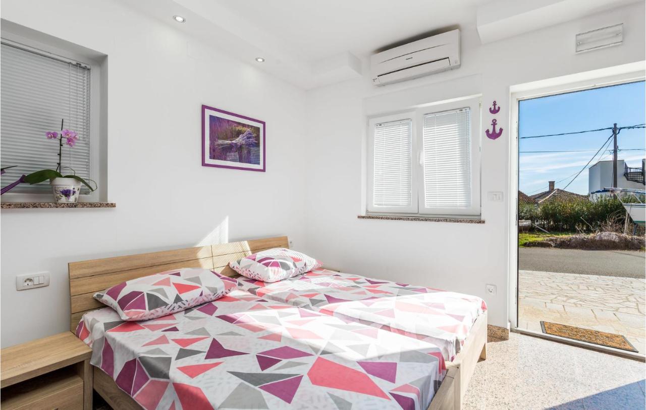 Nice Apartment In Rukavac With Kitchen Dış mekan fotoğraf
