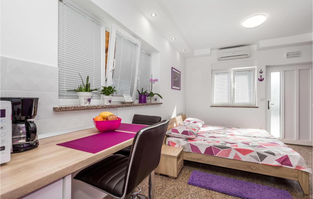 Nice Apartment In Rukavac With Kitchen Dış mekan fotoğraf